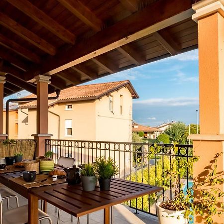 Residenza Oleandro Lägenhet Desenzano del Garda Exteriör bild