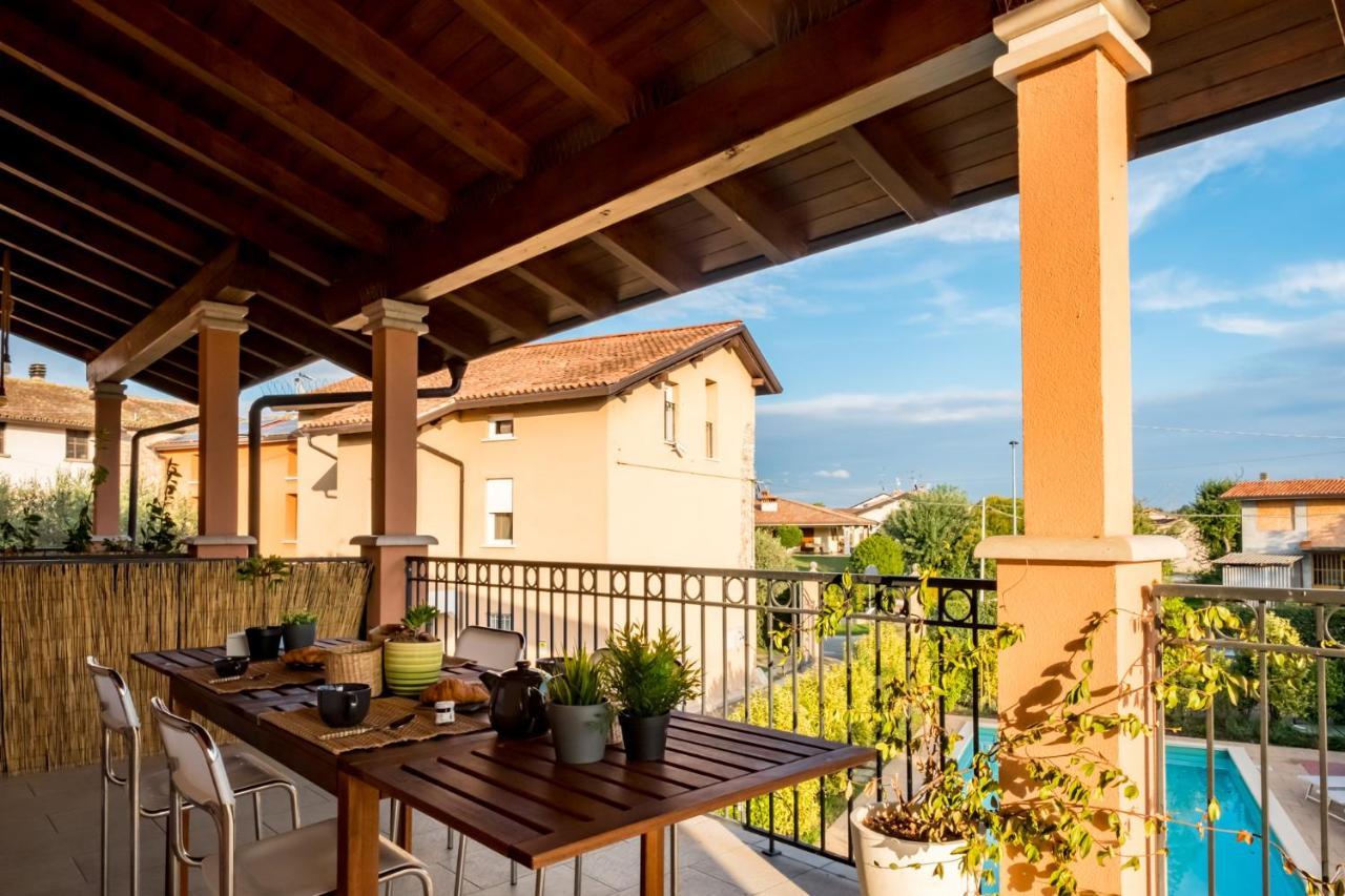 Residenza Oleandro Lägenhet Desenzano del Garda Exteriör bild